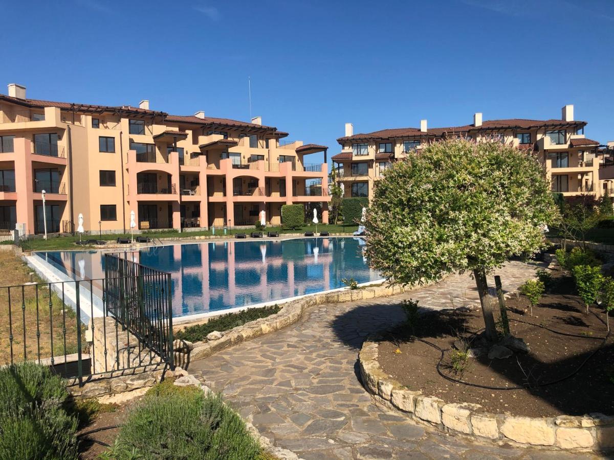 Luxury Family Apartment Kaliakria Topola Exterior foto