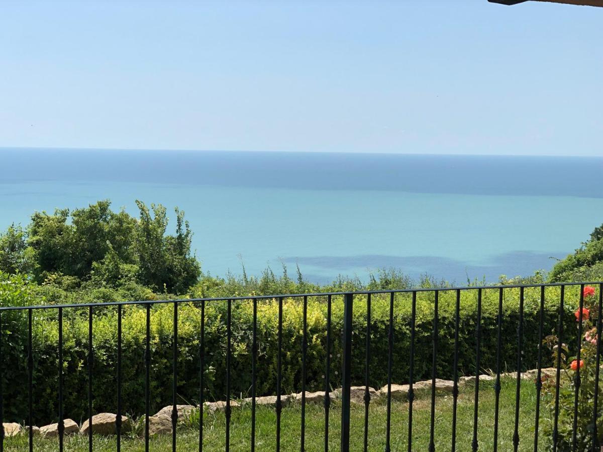 Luxury Family Apartment Kaliakria Topola Exterior foto