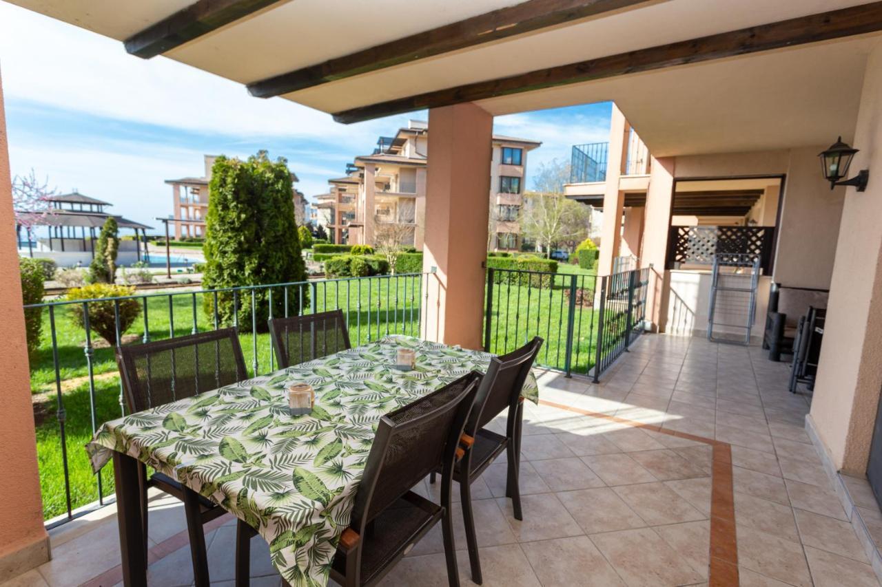 Luxury Family Apartment Kaliakria Topola Exterior foto